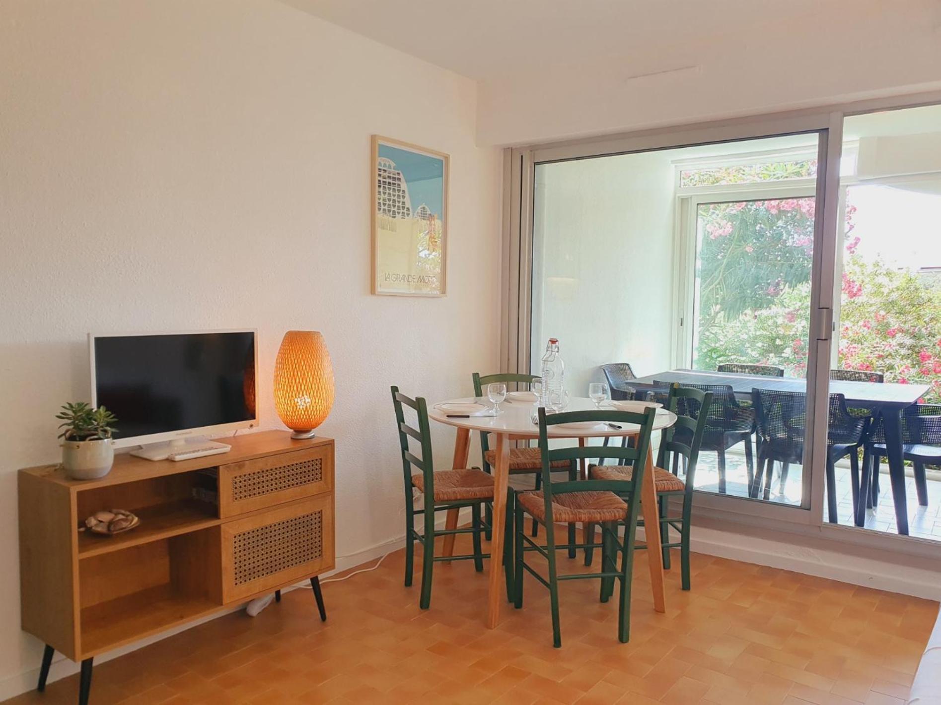 T2 Traversant Familial Cap Sud Parking Plages - Rossiconciergerie - Linge En Option Ла-Гранд-Мотт Екстер'єр фото